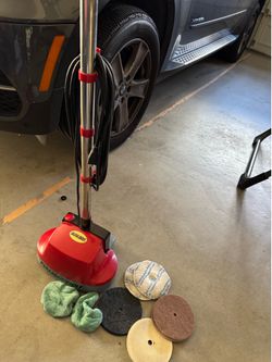 Floor polisher