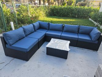 New and assemble the seven piece modular outdoor patio set