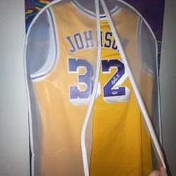 Magic Johnson Signed Autographed Jersey