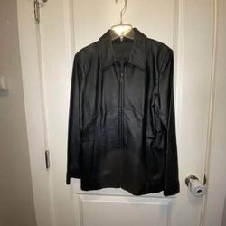 Women's Jacqueline Ferrar Leather Jacket Black Lined Classic Full Zip Pockets SIZE MEDIUM MUST PICK UP 