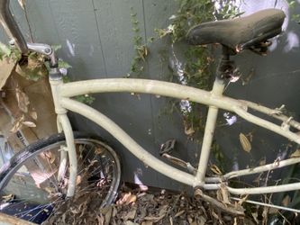 Aluminum frame with three piece crank for beach cruiser just missing back wheel