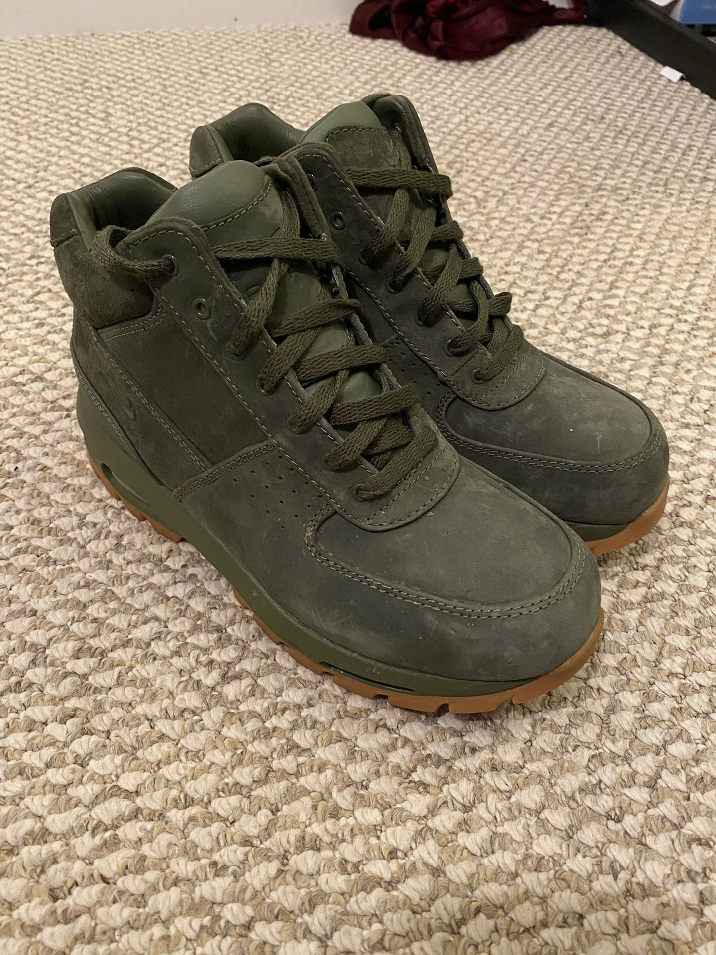 Nike ACG boots ! Size 9