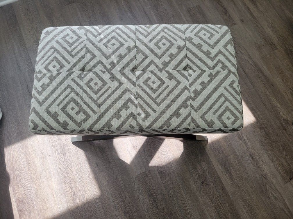 2 Matching Benches
