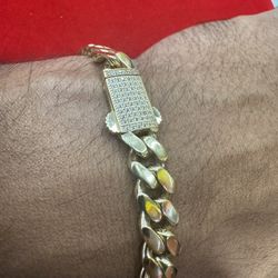 Cuban Link Bracelet 