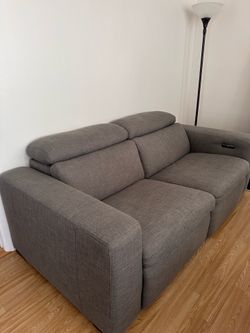 Power Reclining Loveseat with USB Charging Ports – Gray