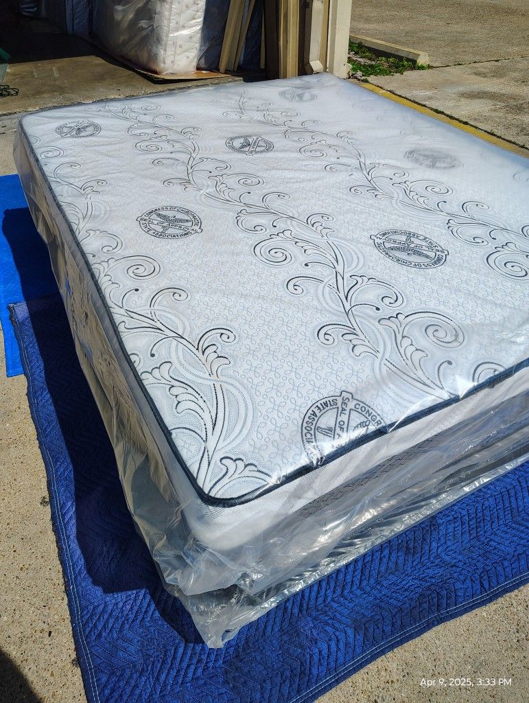 New 12" Queen Size Bed Set With Matress And Box Spring Included