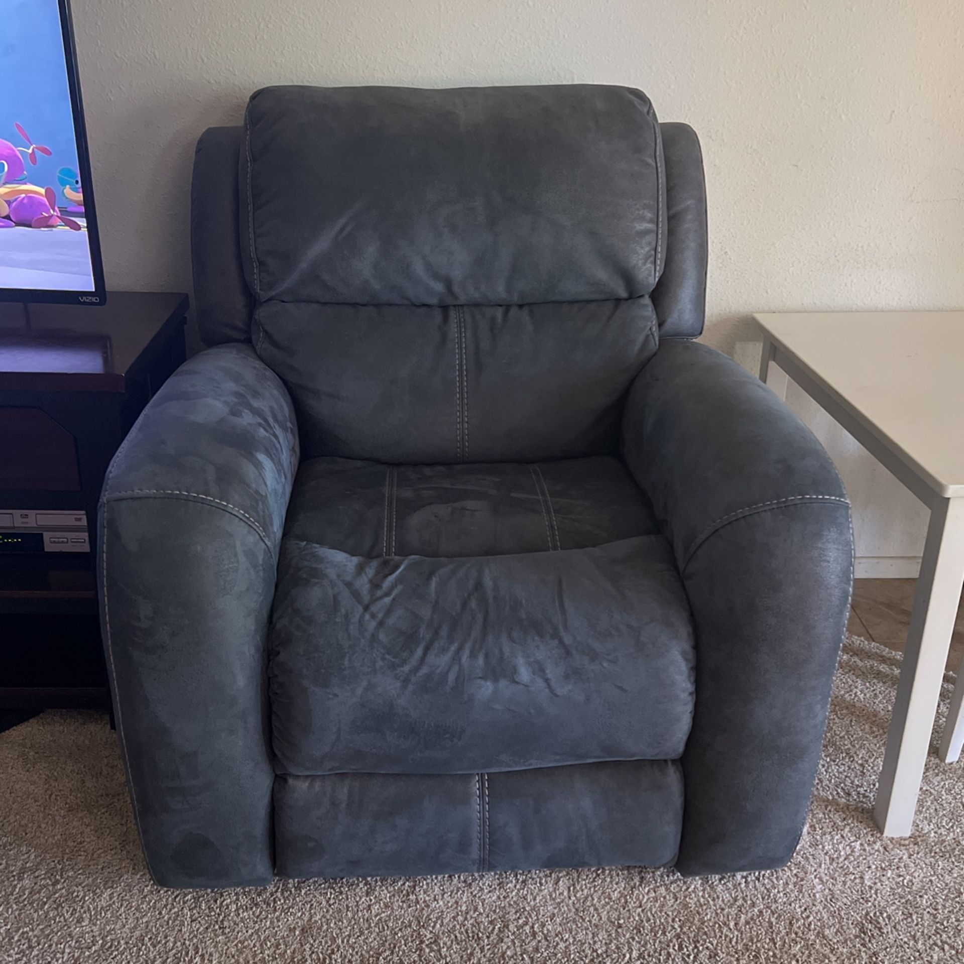 Power 3 Recliner Sofas With USB Plug In On Each Side