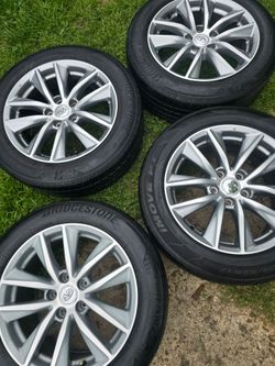 Set rims infiniti or nissan altima 5x114.3