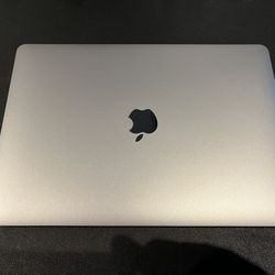 Macbook Air M1 (16GB Ram & 1TB Storage)