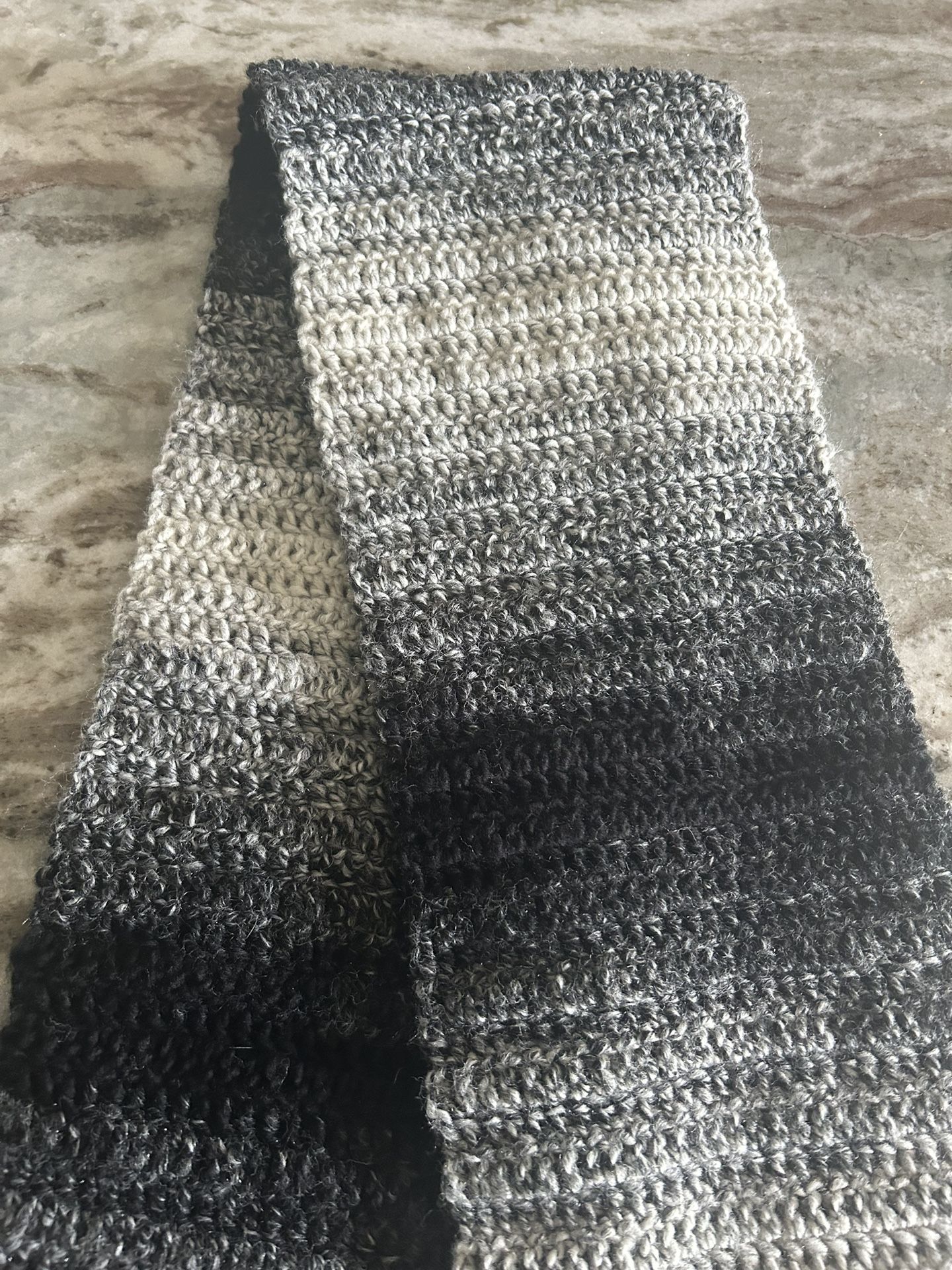 Scarf (brand new)