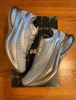 Minted NY Saucony Endorphin Pro 5 Shoes - Size 12