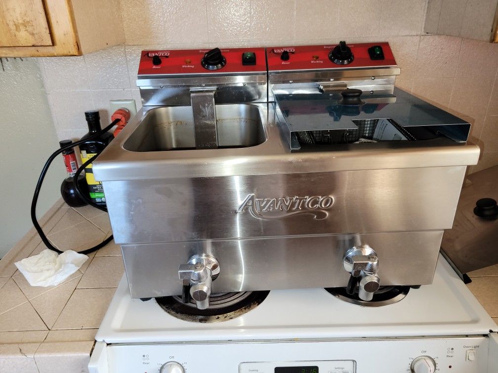 Avantco Deep Fryer