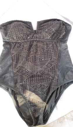 Women’s one piece bikini size XL