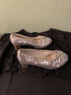 Very Sparkly Shoes Size 8