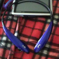 2 BRAND NEW SETS OF BLUETOOTH HEADPHONES