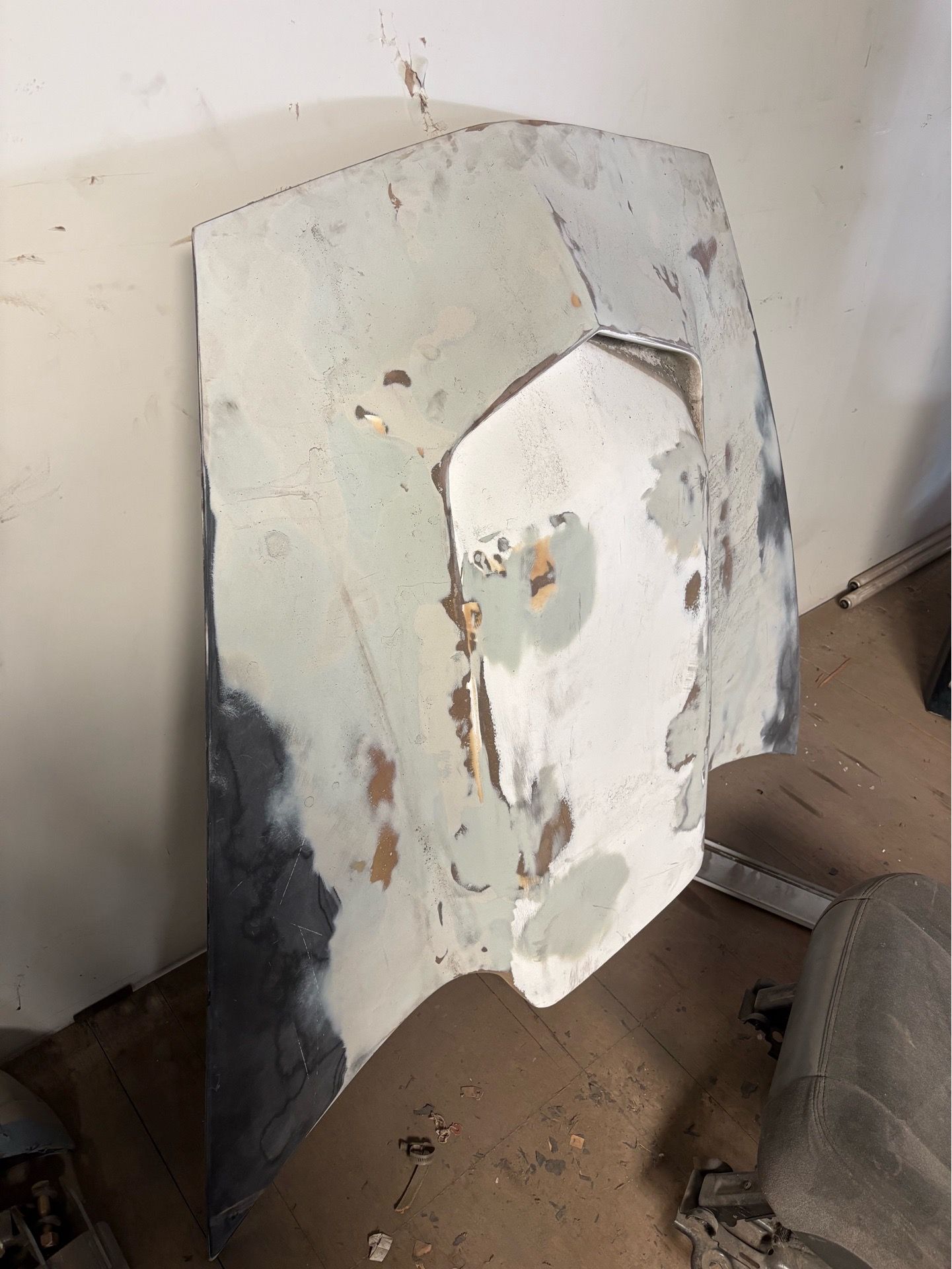 C3 corvette HOOD