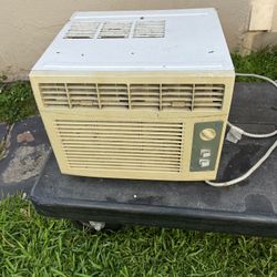 GE Window Air Conditioner 