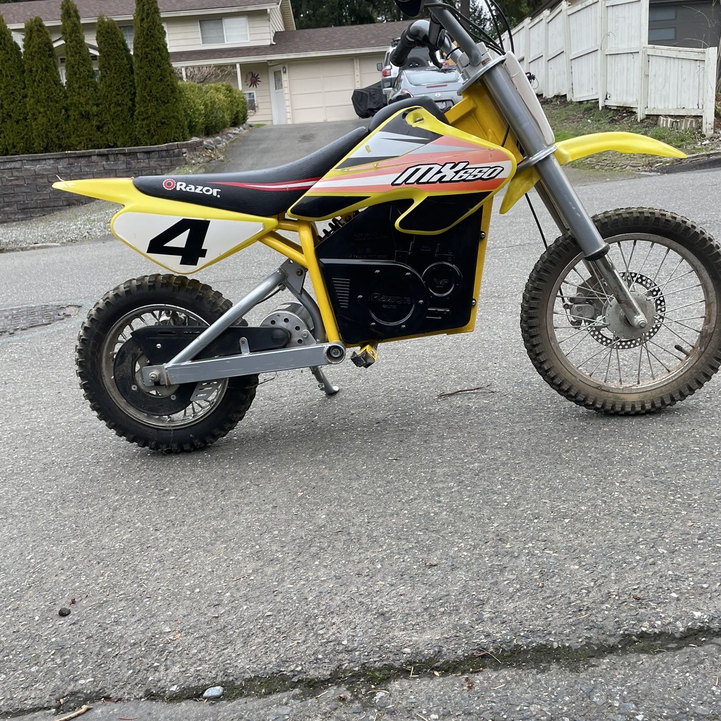 Razor MX 650 Electric Dirt Bike for Sale in Kirkland, WA - OfferUp