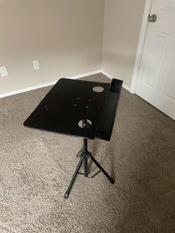 Tattoo portable work station