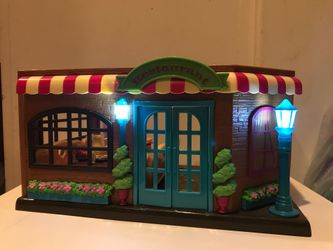 Lil’ Woodsie’s restaurant playset