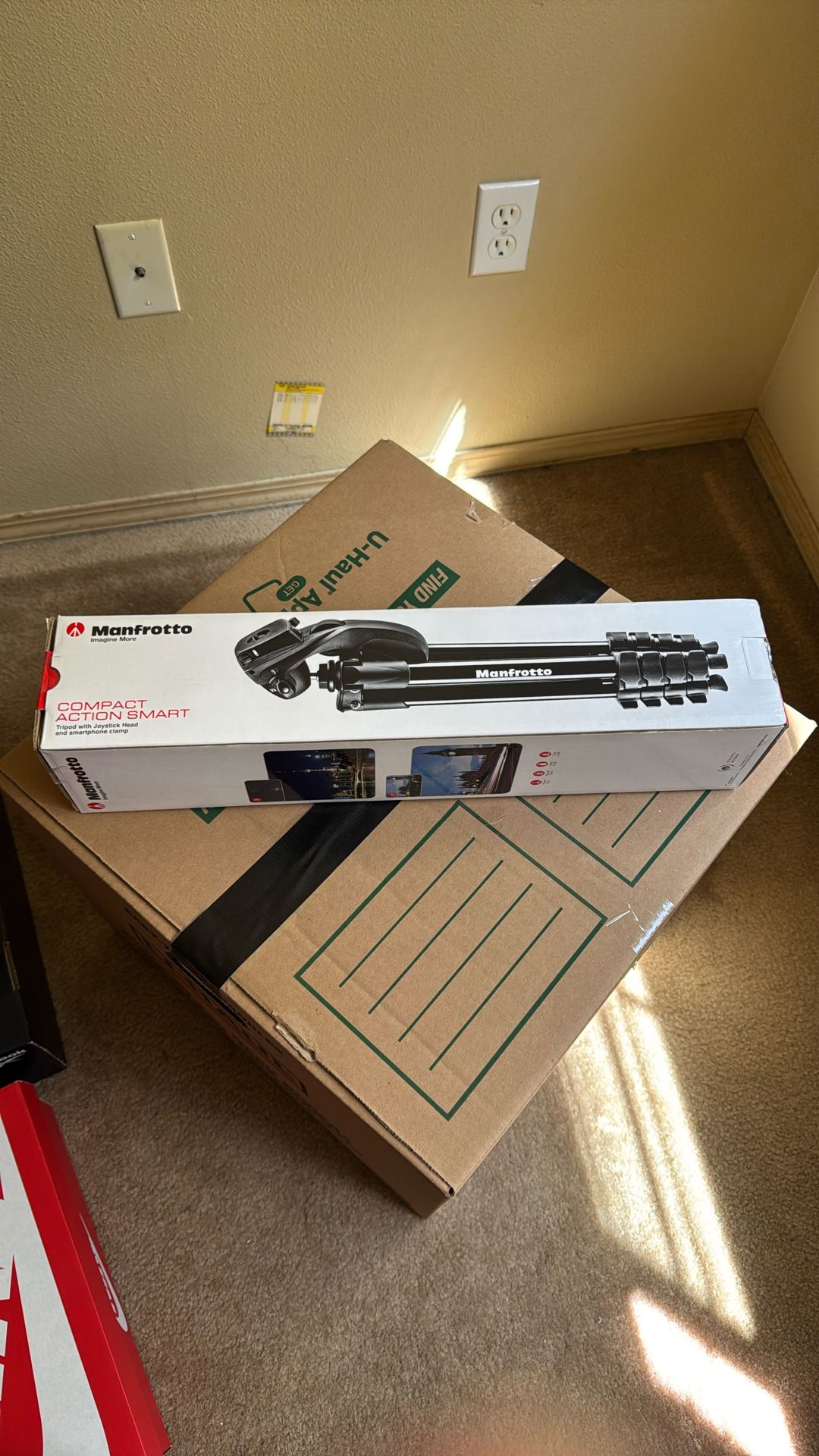 Manfrotto Compact Action Tripod