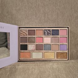 Eyeshadow palette, brand new