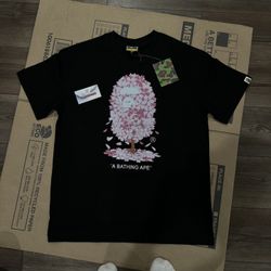 BLACK BAPE T SHIRT SIZE Large 