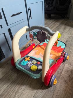 Baby walker/play gym