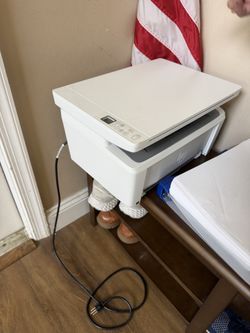 HP LaserJet MFP M140w Printer