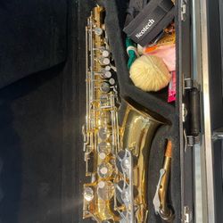 Vito Alto Saxophone W/Case