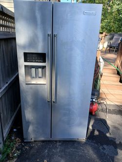 Kitchen aid refrigerator