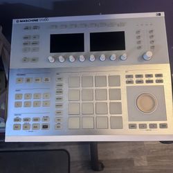 Maschine Studio White