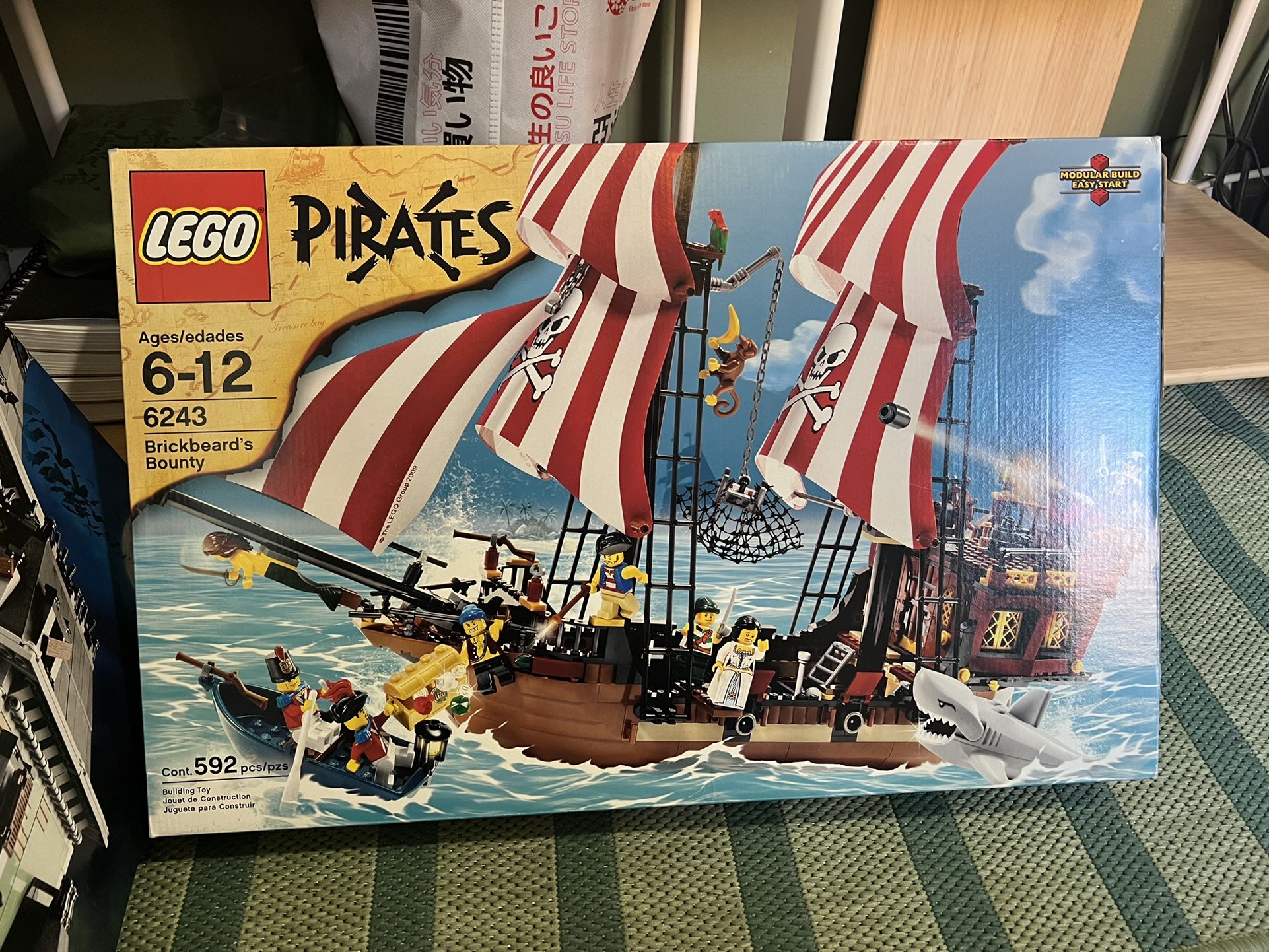 LEGO Pirates: Brickbeard's Bounty (6243)