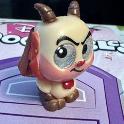 Just Play Disney Doorables Series 8 Phil Figure