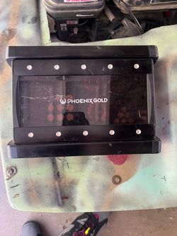 Phoenix Gold Amp 1100 watt