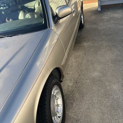 2000 Ford Crown Victoria