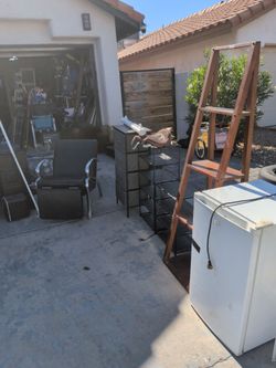 Yard sale !!!