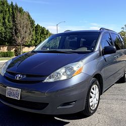 2009 Toyota Sienna