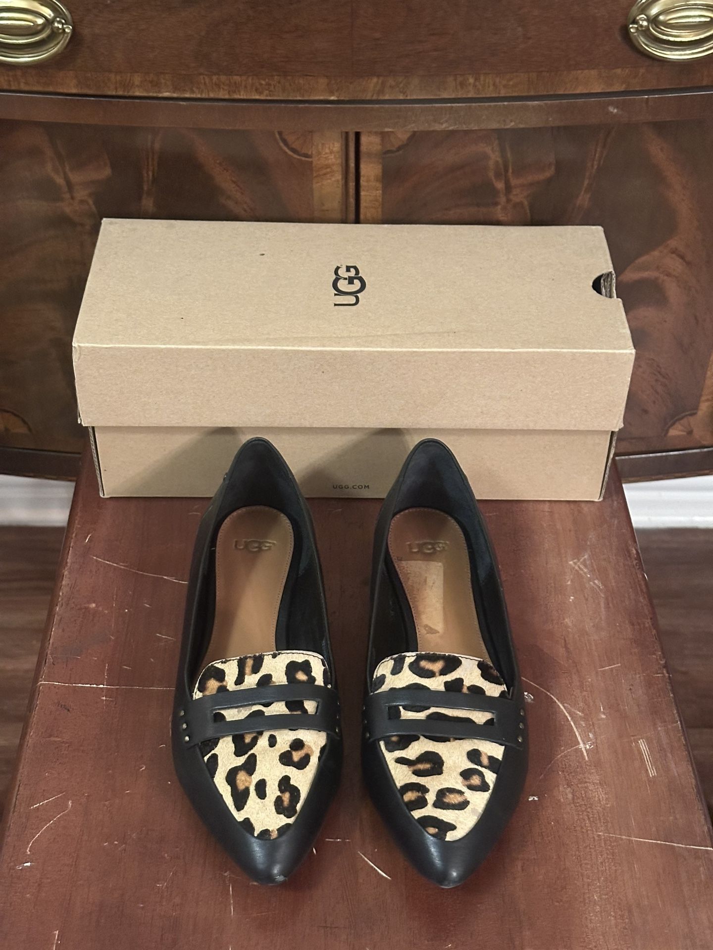 UGG Women’s Pointy Leopard Print Ballet Flats