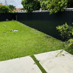 FENCE $20 LINEAR FT 