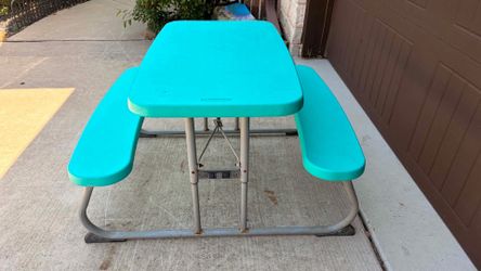 Kids Lifetime Picnic Table Collapsible