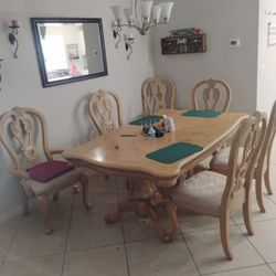 China Diner Table And China Wall Stand Set 