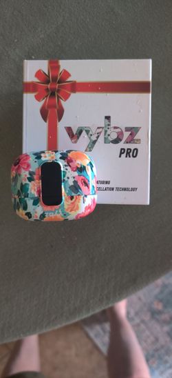 Brand New Vybz earbuds & Adidas cross body