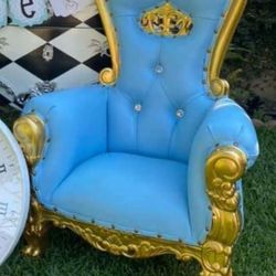 Baby Blue Toddler Throne