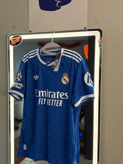 Real Madrid Mbappé #10 Jersey – Blue Away Kit (Size Large)
