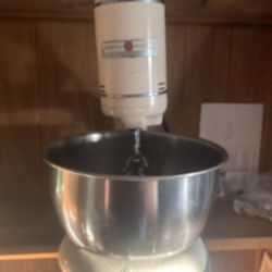 Vintage GE Mixer