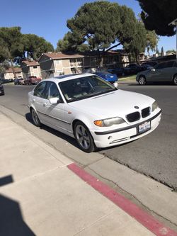 2005 bmw 330i