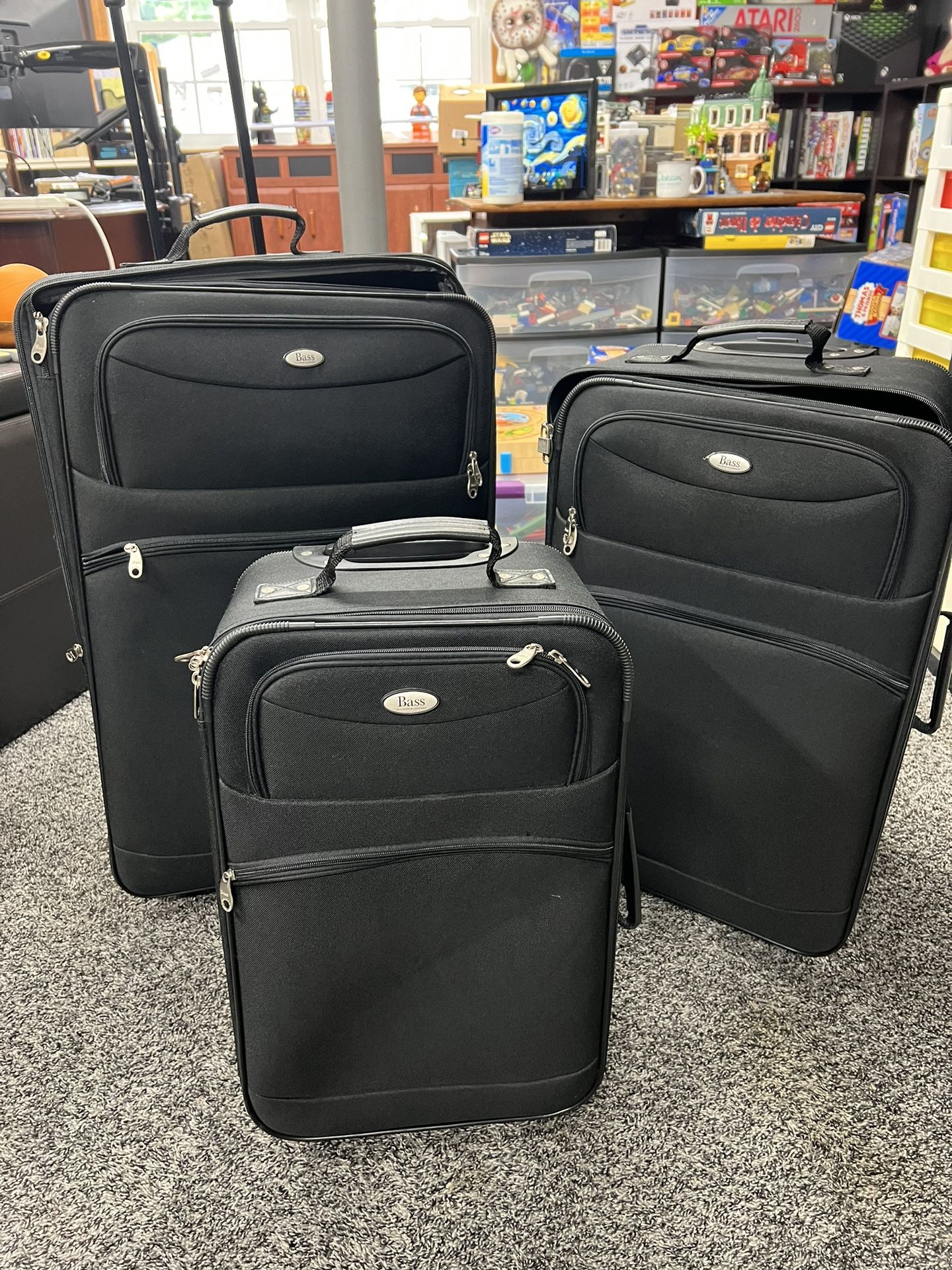 Bass Luggage 3 Piece for Sale in Nanticoke, PA OfferUp