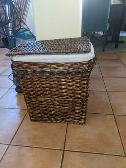 Wicker Laundry Hamper