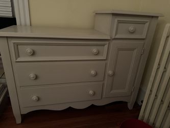 Bassett Dresser